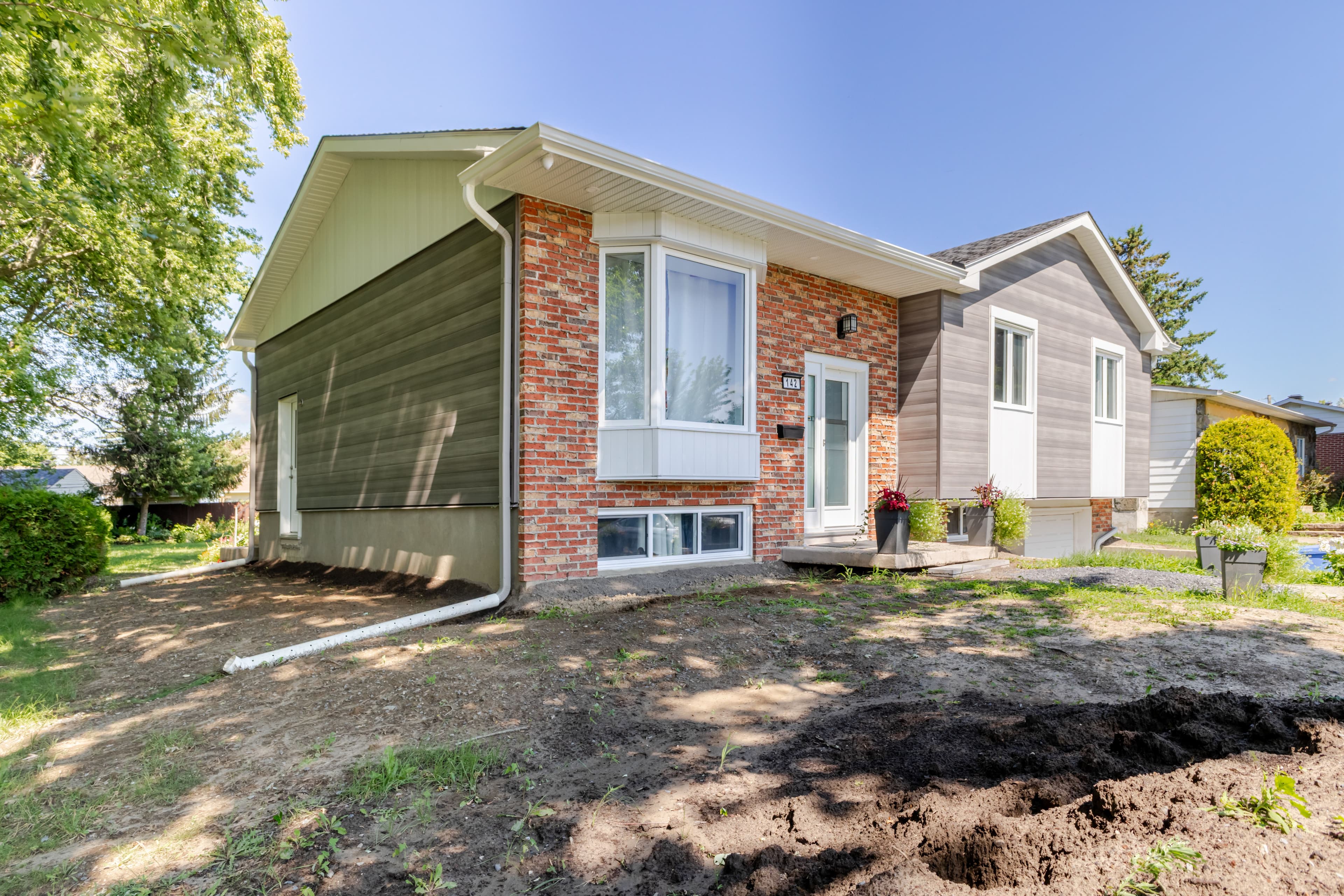 Rénovation complète 4 façades et modernisation d'ossature à Boucherville